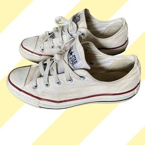 Converse sneakers white size 4 (women’s 6)